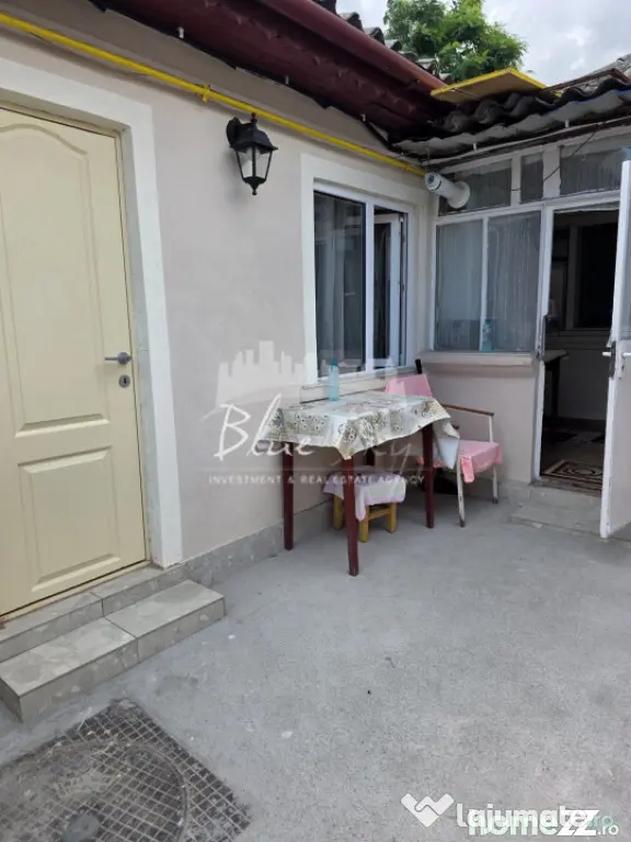 Casă cu 3 camere de vânzare – Palas, Constanța