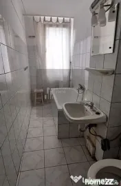 Garsoniera decomandata Nitu Vasile / Piata Sudului 