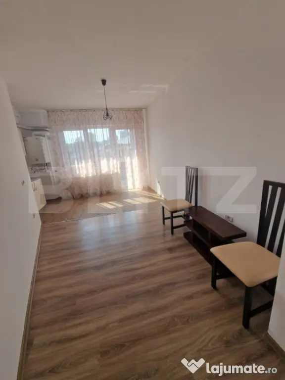 Apartament 3 camere, bloc nou, lift, zona Biserica Sf. Ioan