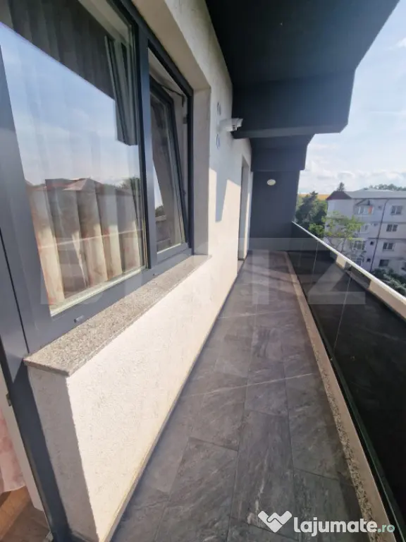 Apartament 3 camere, bloc nou, lift, zona Biserica Sf. Ioan