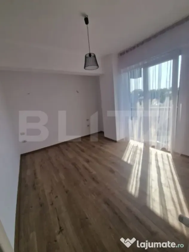 Apartament 3 camere, bloc nou, lift, zona Biserica Sf. Ioan