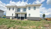 Casa moderna 4 camere + 300mp teren Sura Mică 
