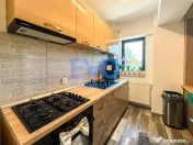 Apartament cu 2 camere, etajul 1, decomandat, geam la baie, 
