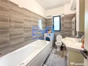 Apartament cu 2 camere, etajul 1, decomandat, geam la baie, 
