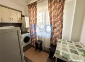 Apartament cu o camera, decomandat, loc de parcare, zona Val 