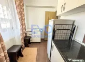 Apartament cu o camera, decomandat, loc de parcare, zona Val 