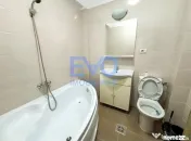 Apartament cu o camera, decomandat, loc de parcare, zona Val 