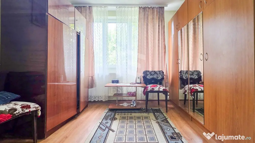 Vânzare Piața Sudului - Sergent Nițu Vasile Apartament...