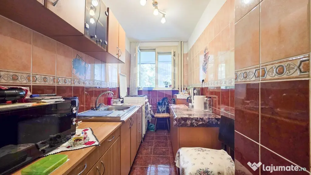 Vânzare Piața Sudului - Sergent Nițu Vasile Apartament...
