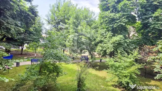 Vânzare Piața Sudului - Sergent Nițu Vasile Apartament...