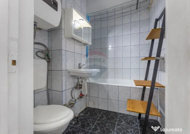 Garsoniera confort 1 recent renovata in zona Aurel Vlaicu