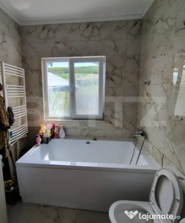 Casă individuală în natură, 4 camere, teren 1400mp, în