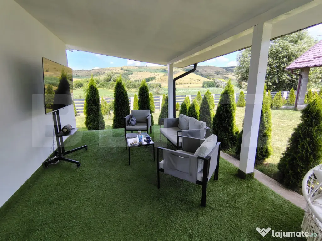 Casă individuală în natură, 4 camere, teren 1400mp, în