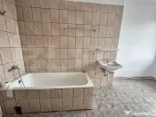 Casă de vânzare – oportunitate excelentă pentru investi