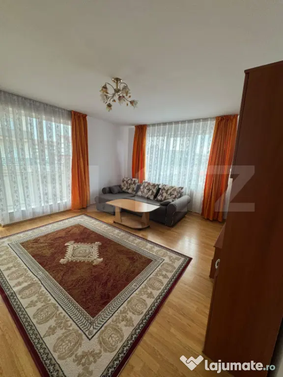 Apartament 2 camere, decomandat, zona Eroilor