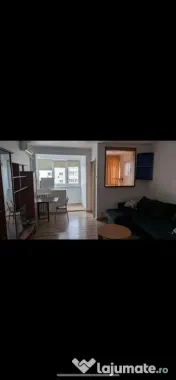 Dristor etaj 7 semidecomandat 