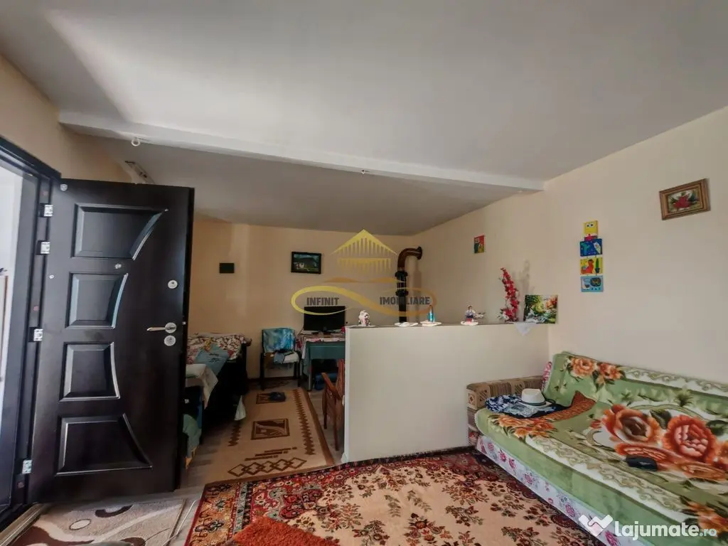 Casă de vânzare în Traian– 10 minute de BACAU