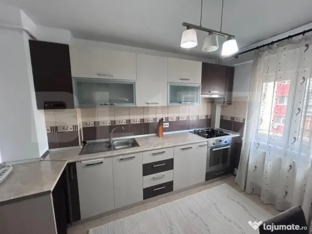 Apartament cu 3 camere ,65 mp utili, in Brazda lui Novac