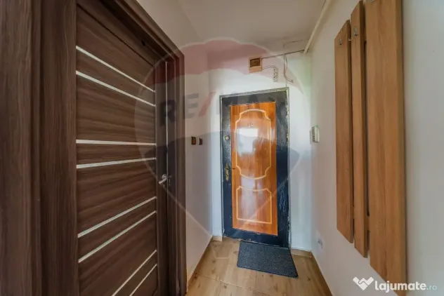 Garsoniera de vanzare in Confectii - etaj 1
