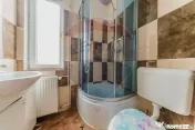 Garsoniera de vanzare in Confectii - etaj 1