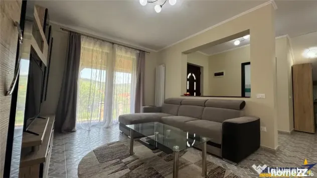 Casa rafinata,incantare peisagistica,garaj,securizare,Corunc