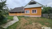 Casă / Vilă cu 5 camere de vânzare in Udești-Chilișe...