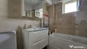 Apartament cu 3 camere decomandat de vânzare Burdujeni, ...