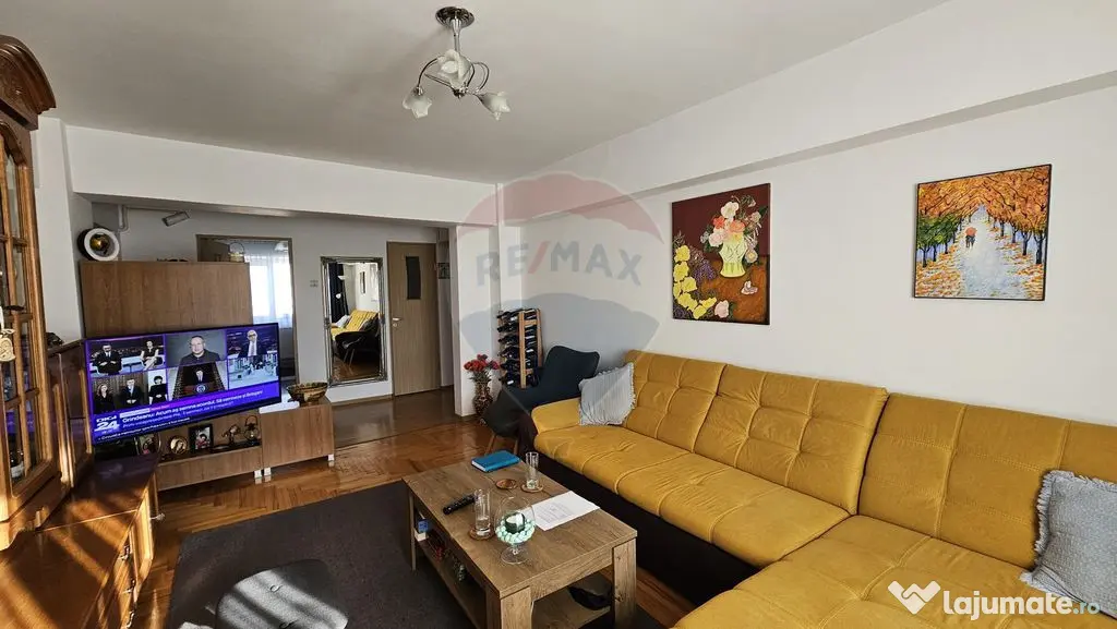 Apartament cu 3 camere decomandat de vânzare Burdujeni, ...