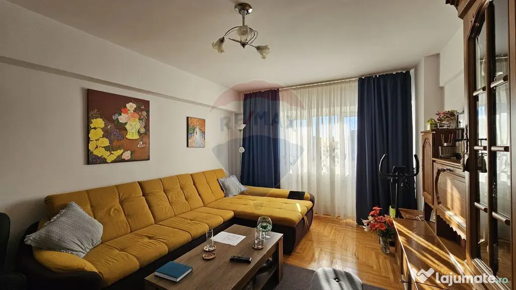Apartament cu 3 camere decomandat de vânzare Burdujeni, ...