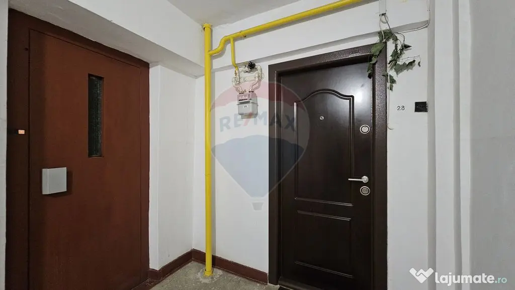Apartament cu 3 camere decomandat de vânzare Burdujeni, ...