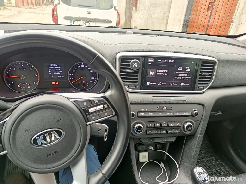 vând kia Sportage 2020