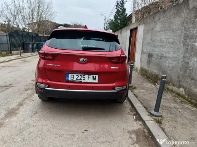 vând kia Sportage 2020