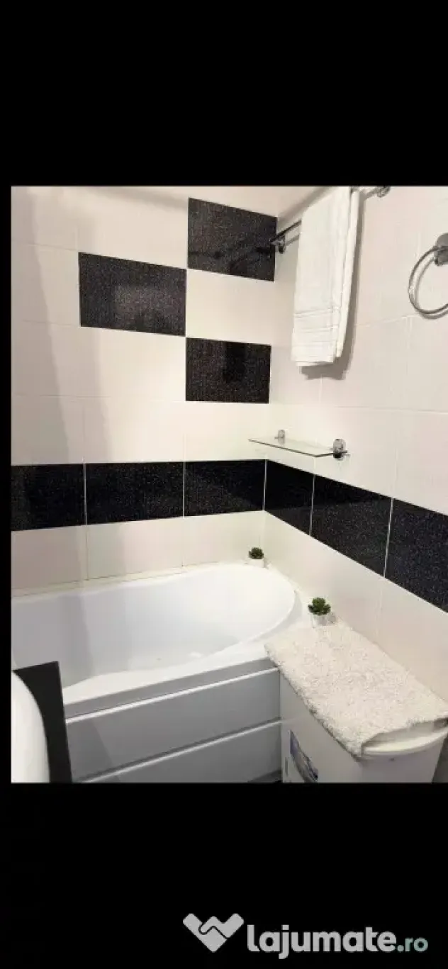 Muncii decebal etaj 8