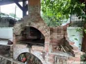 Spatiu Comercial de Inchiriat / Salva - cu terasa si curte i