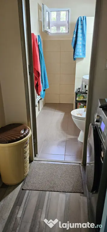 Apartament cu 3 camere de vanzare direct de la proprietar