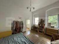 Inchiriez apartament -2 camere - Central - 100 mp