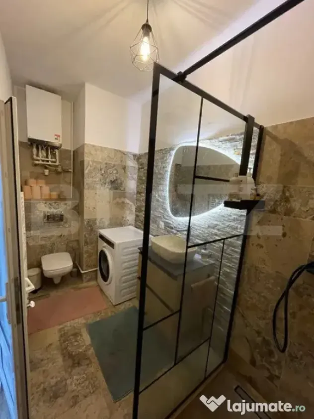 Inchiriez apartament -2 camere - Central - 100 mp