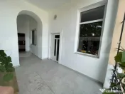 Inchiriez apartament -2 camere - Central - 100 mp 