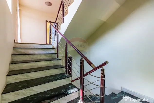 Casă / vilă de vânzare în Balotești | aprox. 350 mp ...
