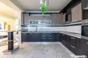 Casă / vilă de vânzare în Balotești | aprox. 350 mp ... 