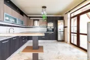 Casă / vilă de vânzare în Balotești | aprox. 350 mp | teren 1.015 mp 