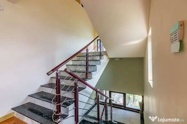 Casă / vilă de vânzare în Balotești | aprox. 350 mp ...