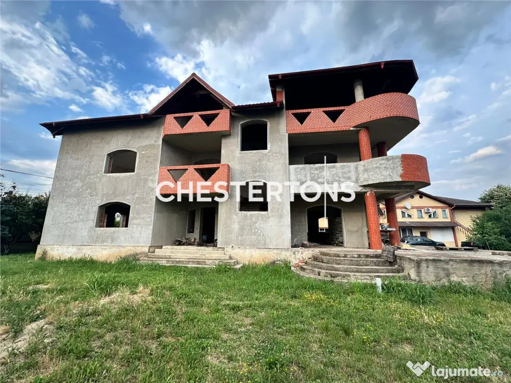 Vila Exclusivista , 9 camere 1200mp teren , toate utilitat