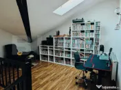 Apartament pe două niveluri, 3 camere, pet-friendly 