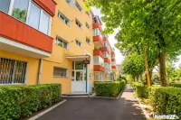 Apartament 3 camere, insorit, etaj2, balcon, loc parcare,inc 