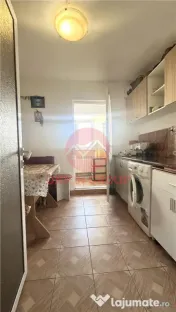 Apartament 2 camere, etaj intermediar, Navodari 