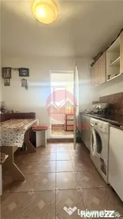 Apartament 2 camere, etaj intermediar, Navodari 