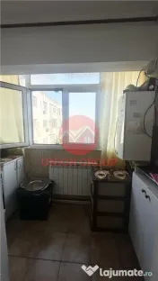 Apartament 2 camere, etaj intermediar, Navodari 