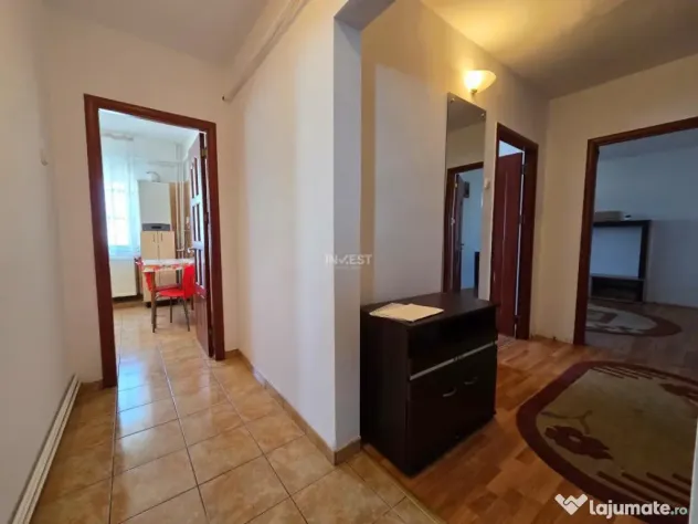 Apartament 2 camere, decomandate, etaj intermediar