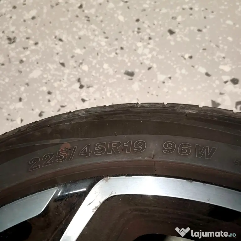Set 4 roți complete Renault Kadjar R19, anvelope vară, senzori TPMS